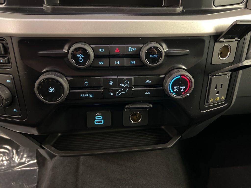 New 2026 Ford F350 XL w/ STX Appearance Package AWD/4WD image 12