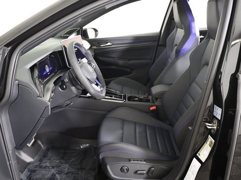 Used 2025 Volkswagen Golf R Black Edition image 33