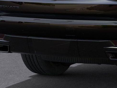 New 2024 Cadillac Escalade ESV Sport Platinum w/ LPO, ONYX Package image 14