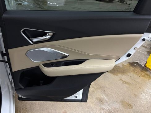 Used 2020 Acura RDX w/ Technology Package image 18