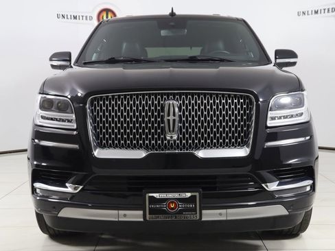 Used 2021 Lincoln Navigator Reserve w/ Luxury Package AWD/4WD image 2