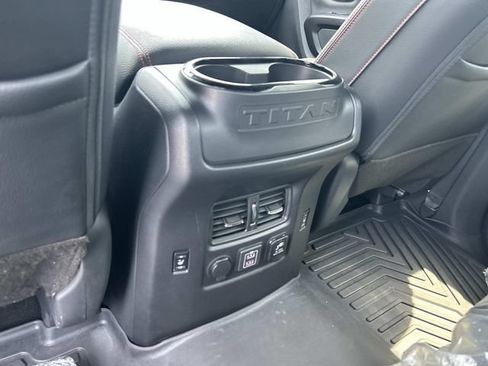Used 2023 Nissan Titan PRO-4X w/ Pro-4x Convenience Package AWD/4WD image 19