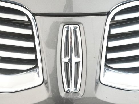 Used 2018 Lincoln MKX Select w/ Select Plus Package image 12