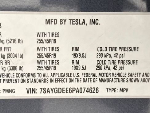 Used 2023 Tesla Model Y Long Range AWD/4WD image 42