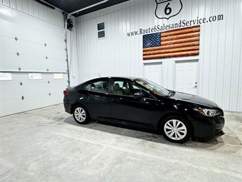 Used 2019 Subaru Impreza 2.0i image 2