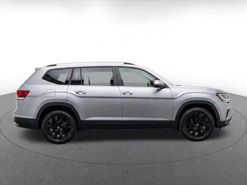 Used 2026 Volkswagen Atlas SE FWD image 14