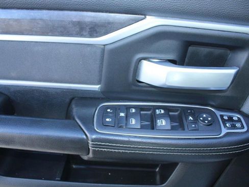 Used 2024 RAM 3500 Big Horn image 9