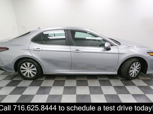 Used 2024 Toyota Camry LE FWD image 7