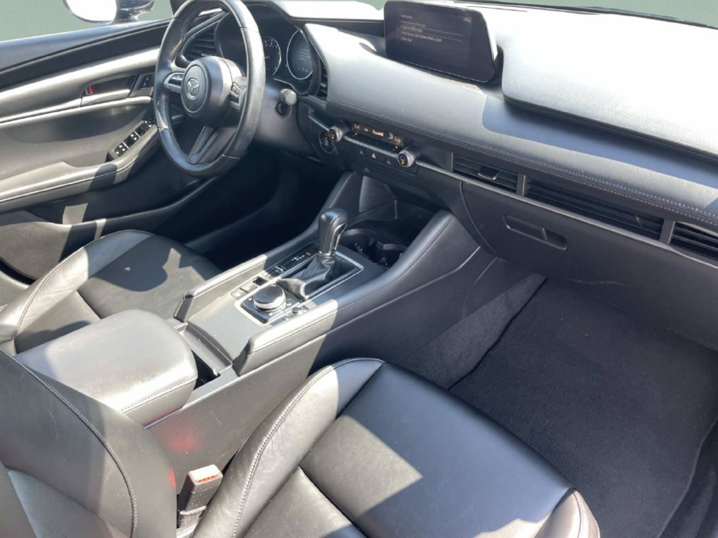 Used 2021 MAZDA MAZDA3 s FWD image 18