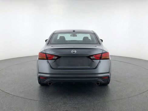 Used 2025 Nissan Altima 2.5 SV image 7