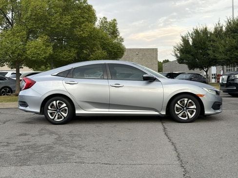 Used 2018 Honda Civic LX image 7