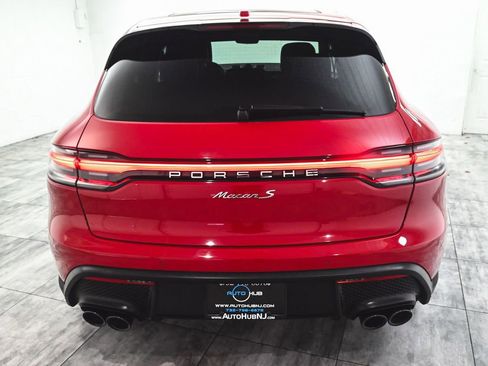 Used 2023 Porsche Macan S AWD/4WD image 5