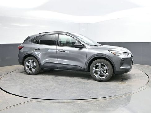 Used 2025 Ford Escape ST-Line AWD/4WD image 5