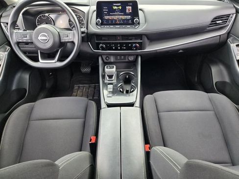 Used 2024 Nissan Rogue S image 13