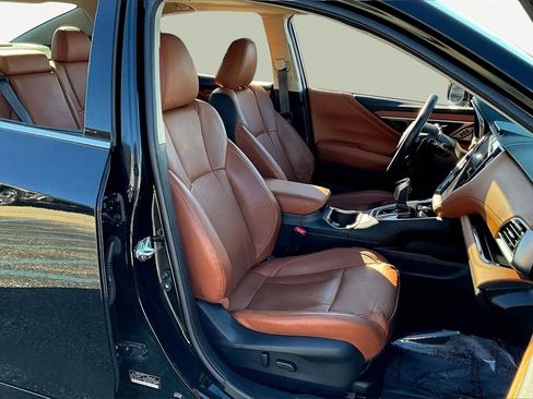 Used 2021 Subaru Legacy Touring XT image 7