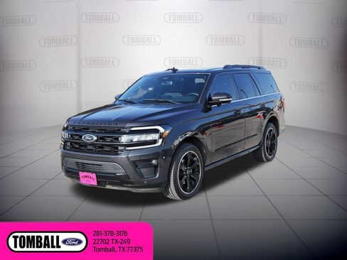 Certified 2023 Ford Expedition Limited RWD image 3