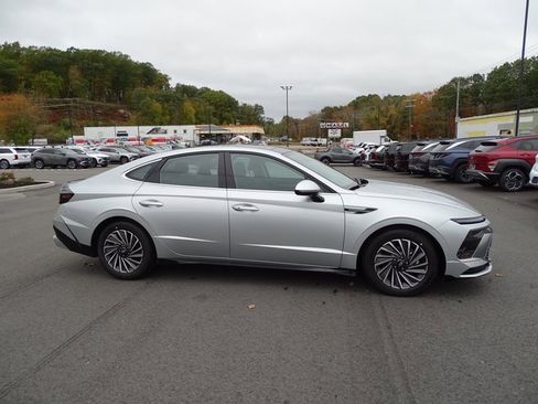 New 2026 Hyundai Sonata SEL image 4