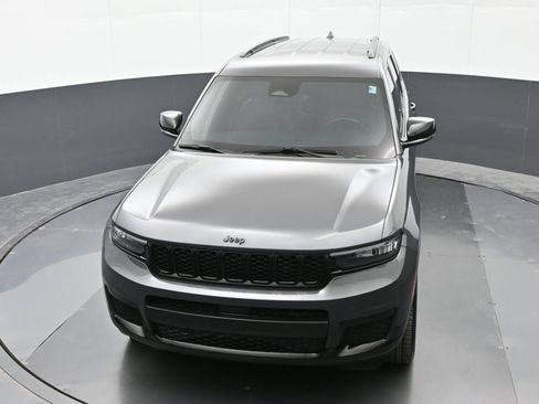 Used 2021 Jeep Grand Cherokee L Laredo AWD/4WD image 35