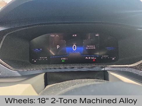 Used 2024 Volkswagen Taos SE AWD/4WD image 5