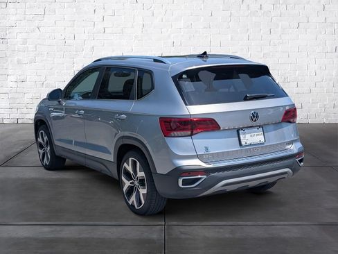 Used 2023 Volkswagen Taos SEL AWD/4WD image 5