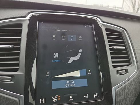 Used 2019 Volvo XC90 T6 Momentum image 40