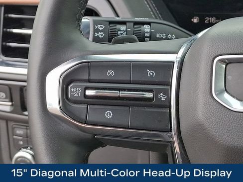 Used 2025 GMC Yukon XL Denali AWD/4WD image 7