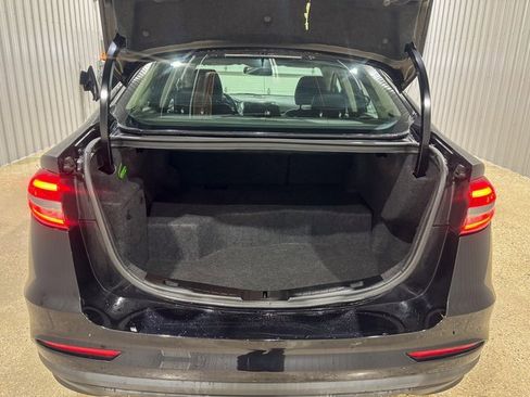 Used 2019 Ford Fusion SEL image 5