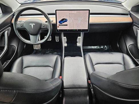 Used 2018 Tesla Model 3 Long Range image 18