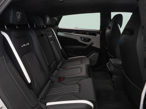 Used 2024 Lamborghini Urus S AWD/4WD image 23