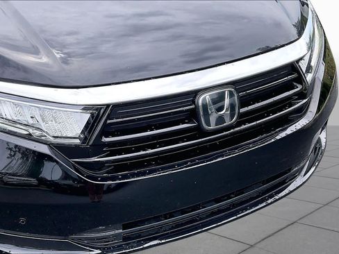Used 2023 Honda Odyssey Touring image 30