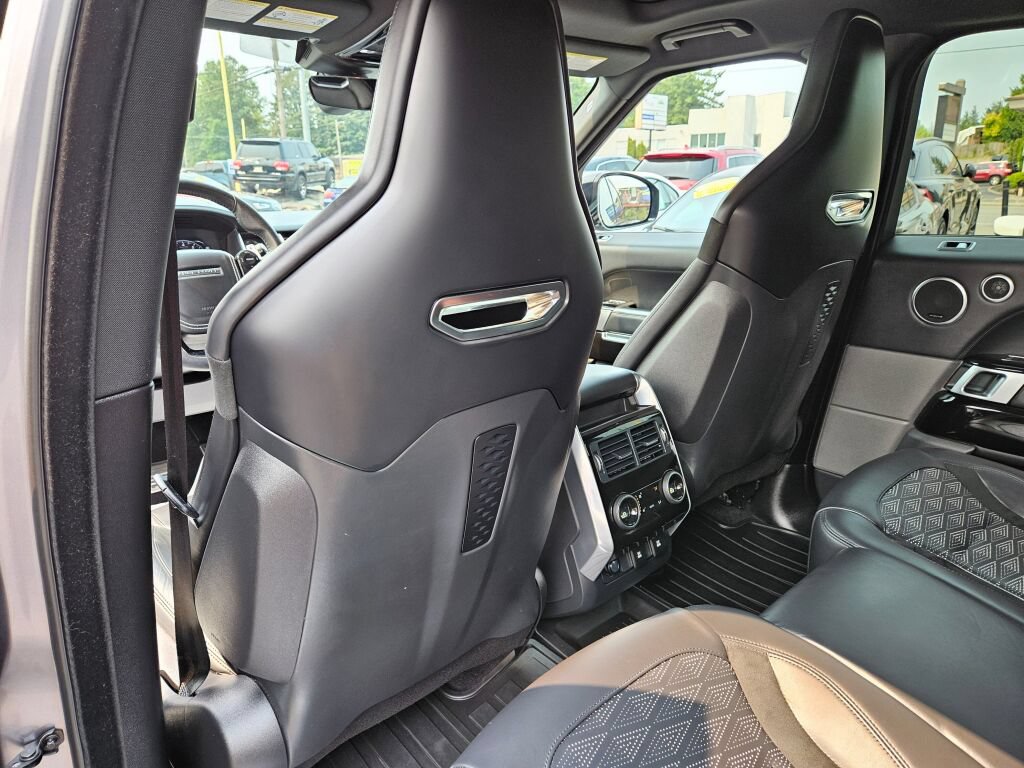 Used 2020 Land Rover Range Rover Sport SVR AWD/4WD image 16