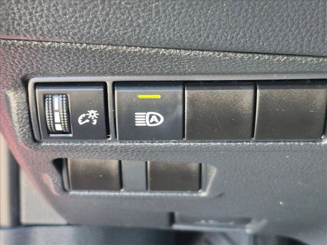 Used 2022 Toyota Corolla Cross LE FWD image 13