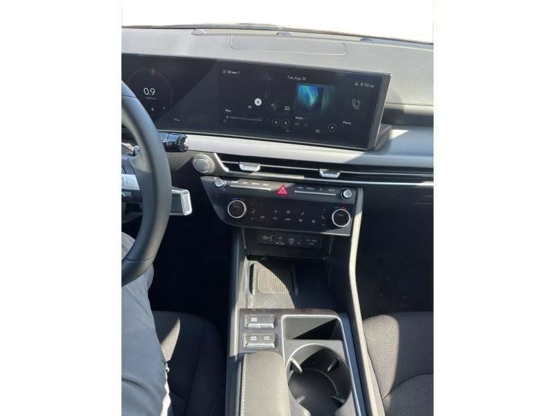 New 2024 Hyundai Sonata SEL w/ Convenience Package FWD image 8