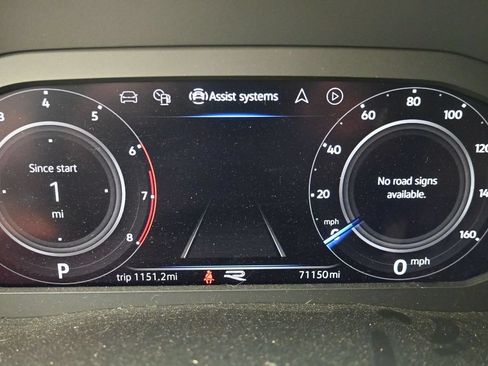 Used 2022 Volkswagen Atlas Cross Sport SEL R-Line AWD/4WD image 14
