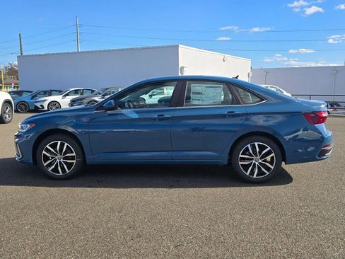 New 2026 Volkswagen Jetta SE FWD image 6