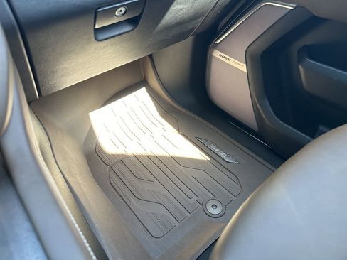 Used 2025 GMC Yukon XL Denali Ultimate w/ LPO, Floor Liner Package image 26