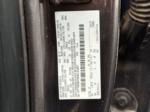 Used 2019 Ford F250 Platinum w/ Platinum Ultimate Package AWD/4WD image 2