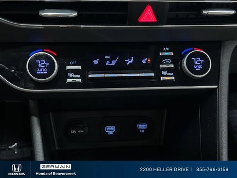 Used 2023 Hyundai Sonata SEL w/ Preferred Accessory Package FWD image 24