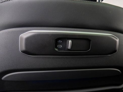 New 2026 BMW X5 xDrive50e w/ Executive Package image 20