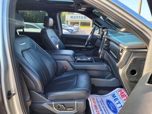 Used 2023 Ford Expedition Max Platinum image 13