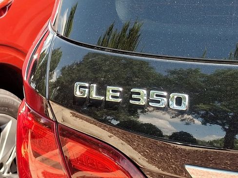 Used 2018 Mercedes-Benz GLE 350 4MATIC image 8