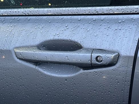 Used 2019 Honda CR-V EX image 11