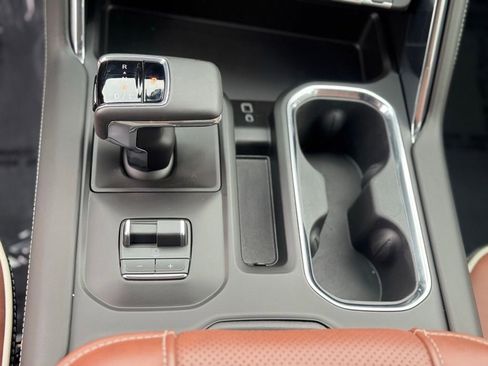 Certified 2026 GMC Sierra 1500 Denali Ultimate AWD/4WD image 17