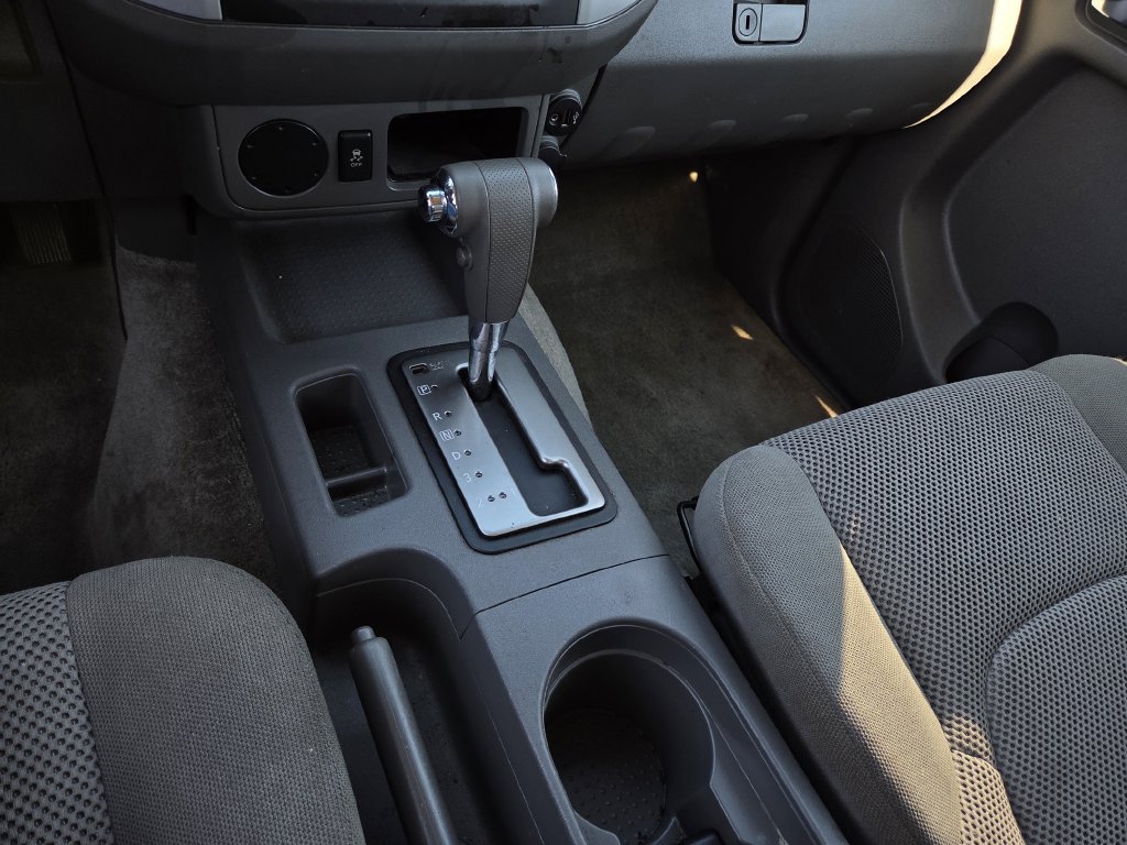 Used 2018 Nissan Frontier SV RWD image 13