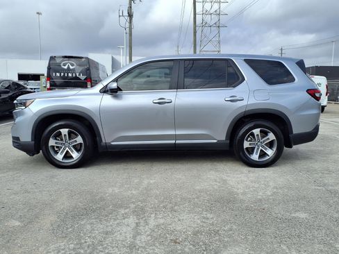 Used 2023 Honda Pilot EX-L image 23