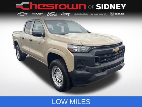 Used 2024 Chevrolet Colorado W/T RWD image 7