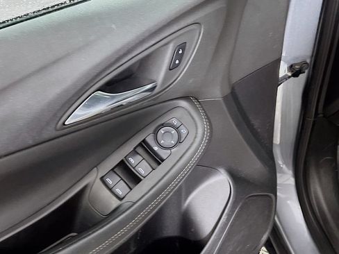 Certified 2023 Buick Encore GX Select FWD image 17