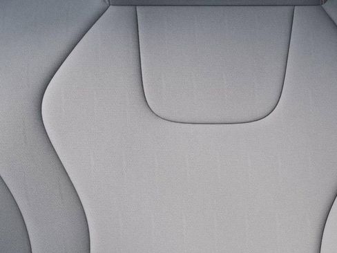 New 2025 Hyundai Elantra SE image 17