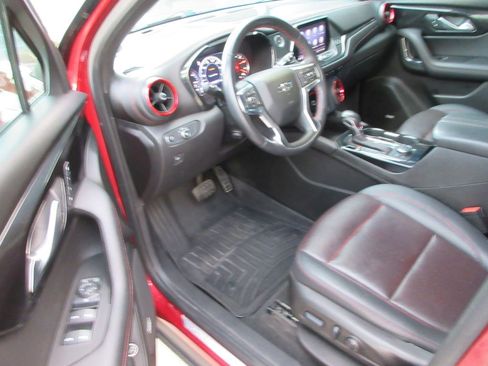 Certified 2022 Chevrolet Blazer RS w/ Enhanced Convenience Package AWD/4WD image 14