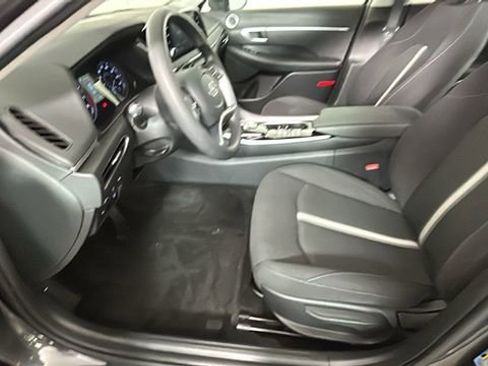 Certified 2023 Hyundai Sonata SE FWD image 12